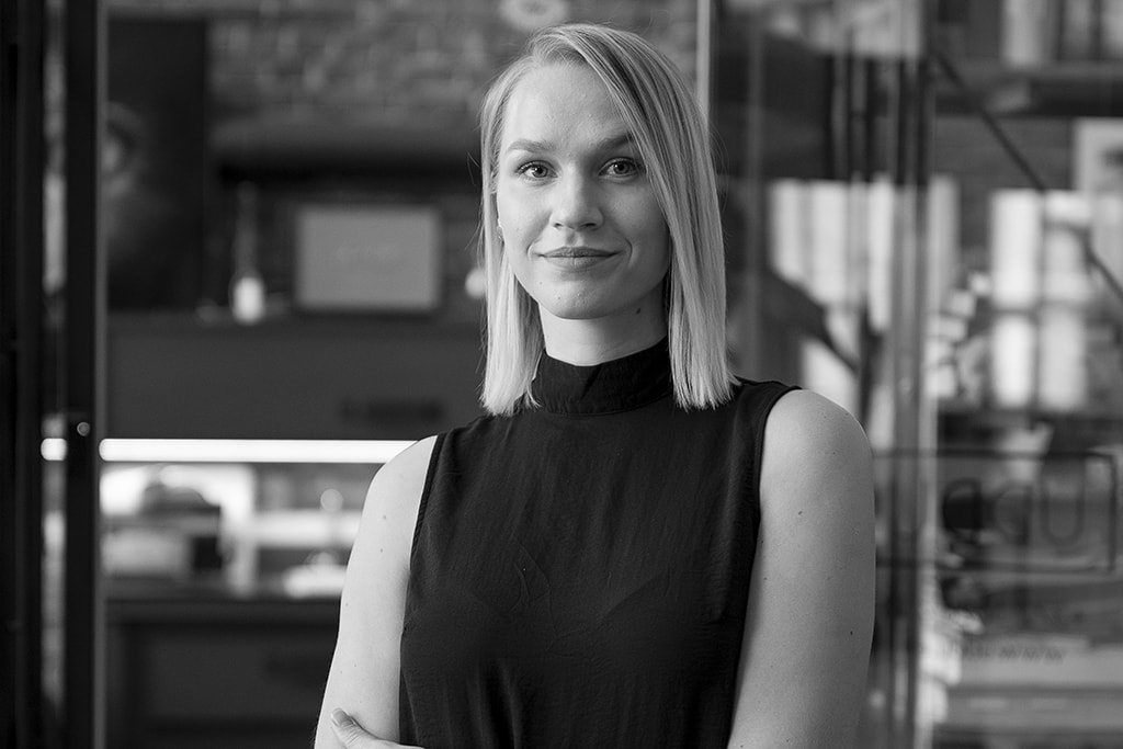 Headshot of a young woman